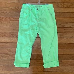 4 for $25🌸Justice Capri jeans